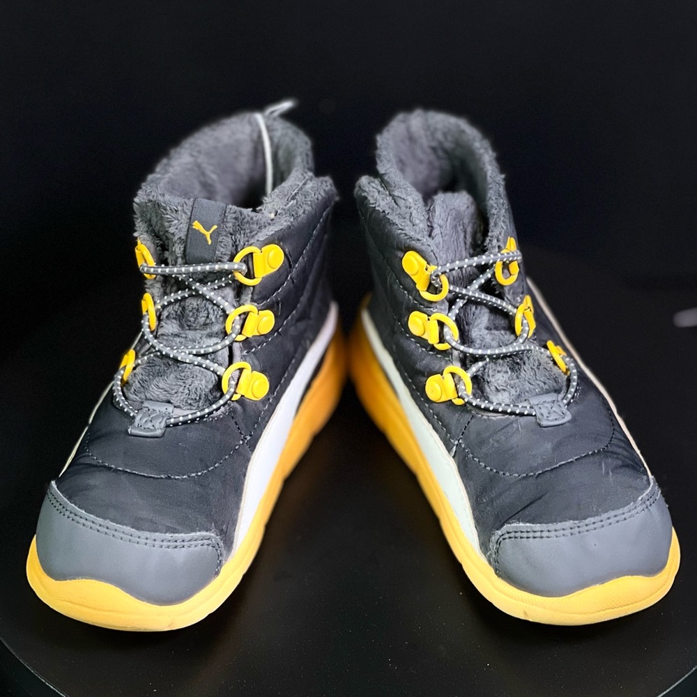 Puma Bao 3 Kids Winter Boots Black Yellow Size 10C